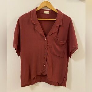 Aritzia Wilfred Free button up short sleeve blouse